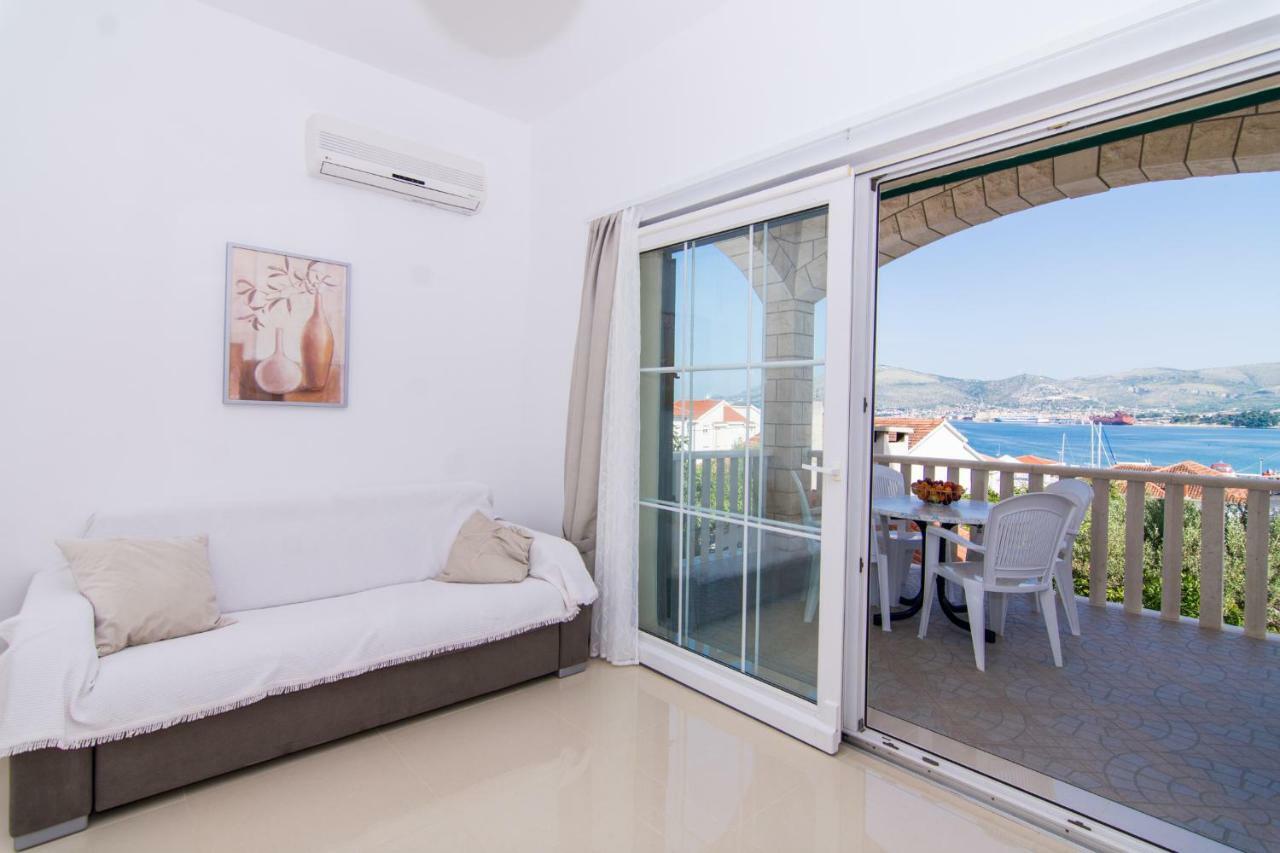 Apartmani Juric Trogir Exterior photo