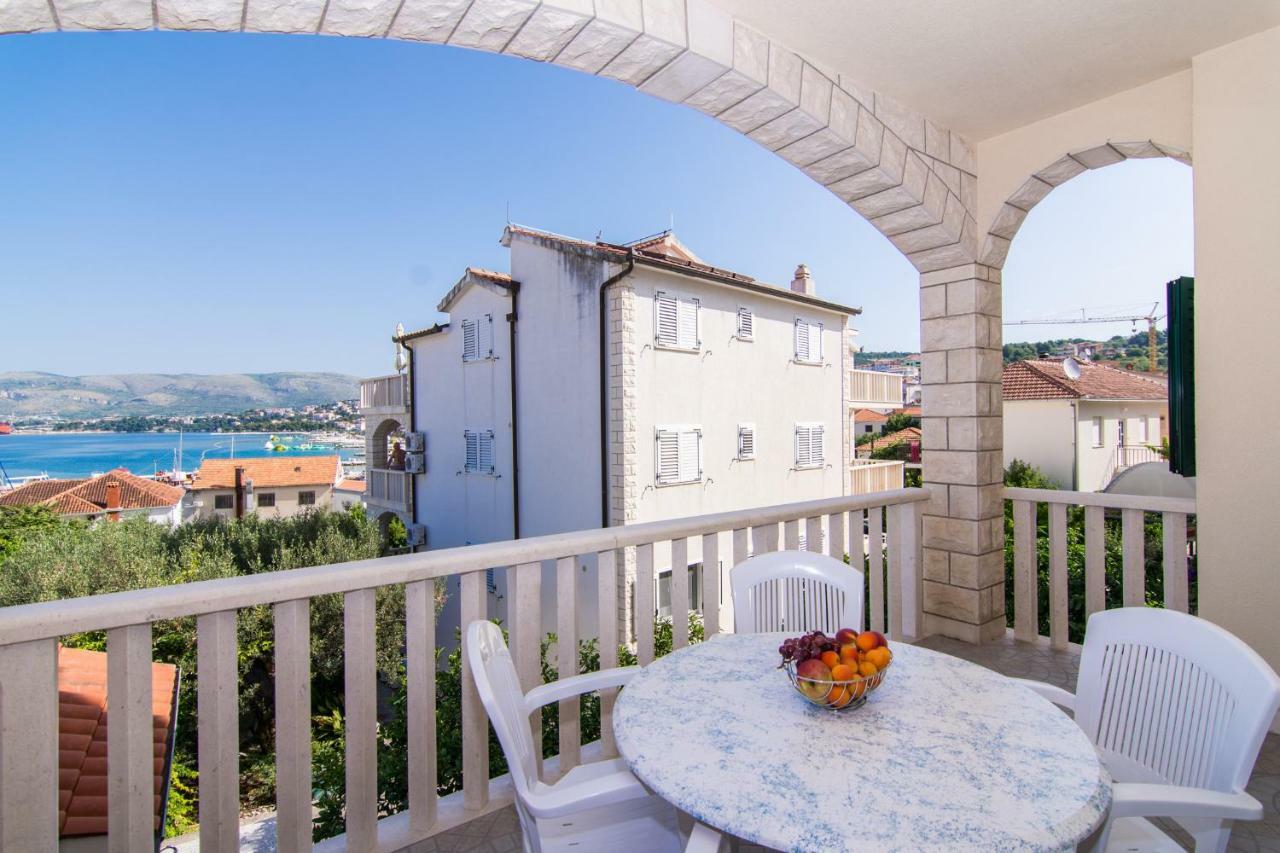 Apartmani Juric Trogir Exterior photo
