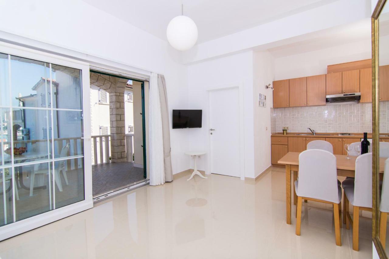 Apartmani Juric Trogir Exterior photo
