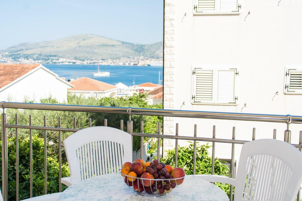 Apartmani Juric Trogir Exterior photo