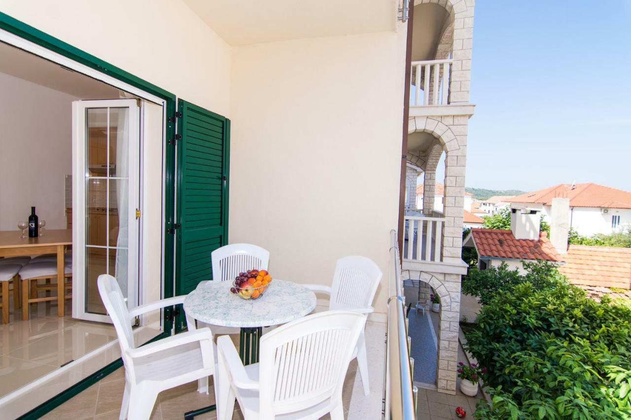 Apartmani Juric Trogir Exterior photo
