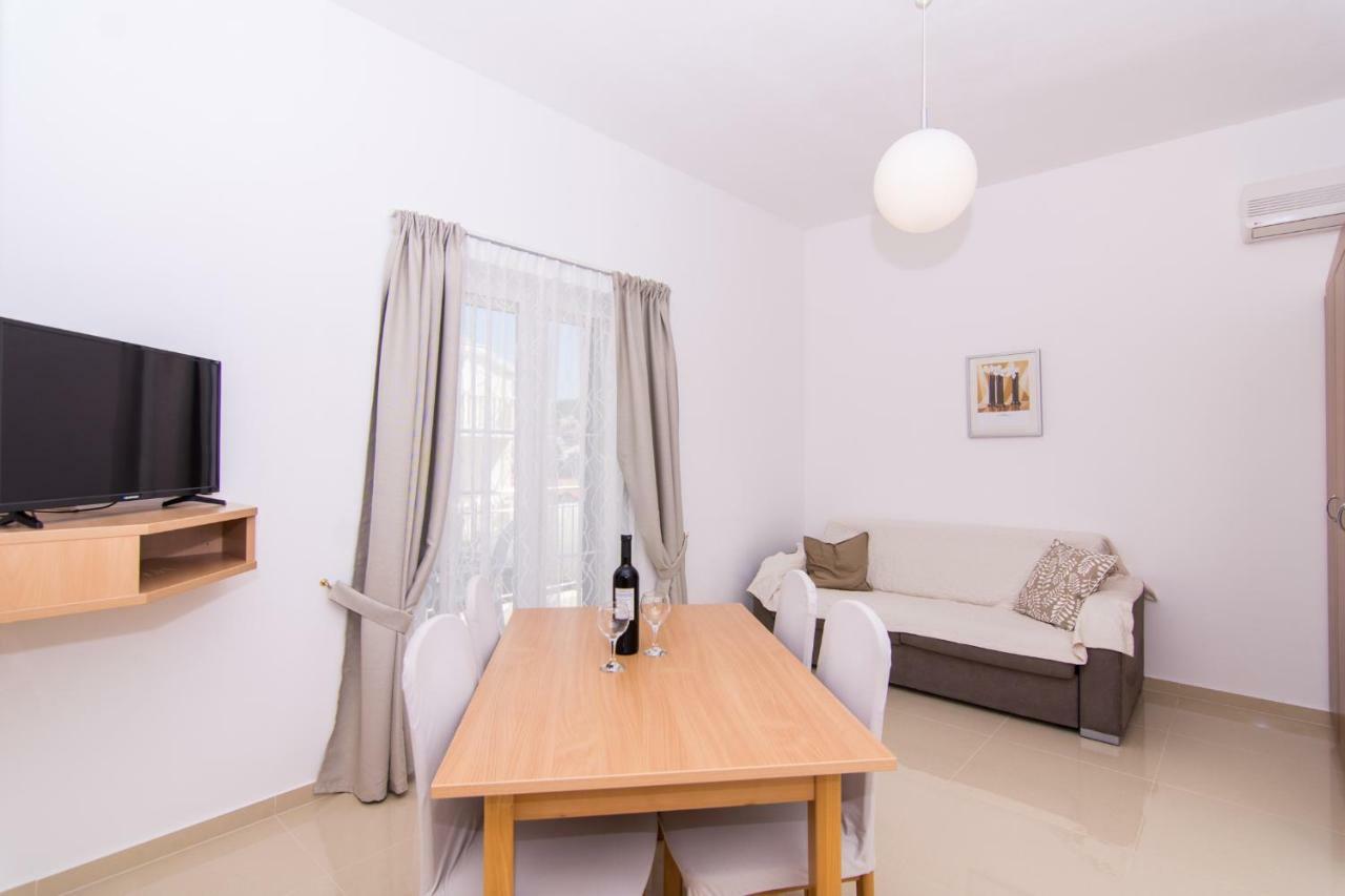 Apartmani Juric Trogir Exterior photo