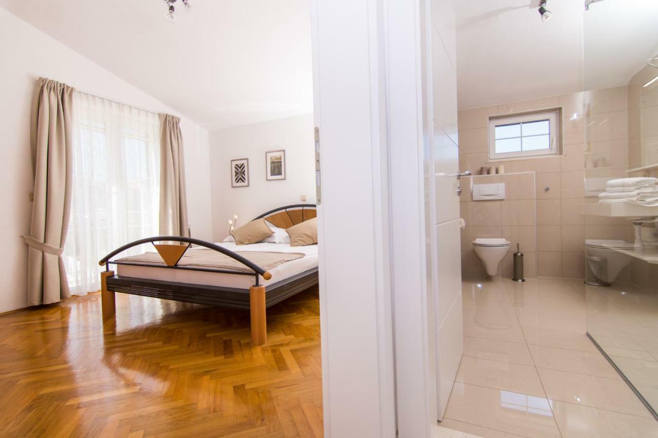 Apartmani Juric Trogir Exterior photo