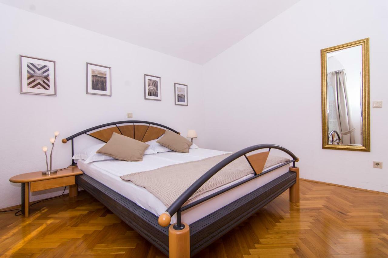 Apartmani Juric Trogir Exterior photo