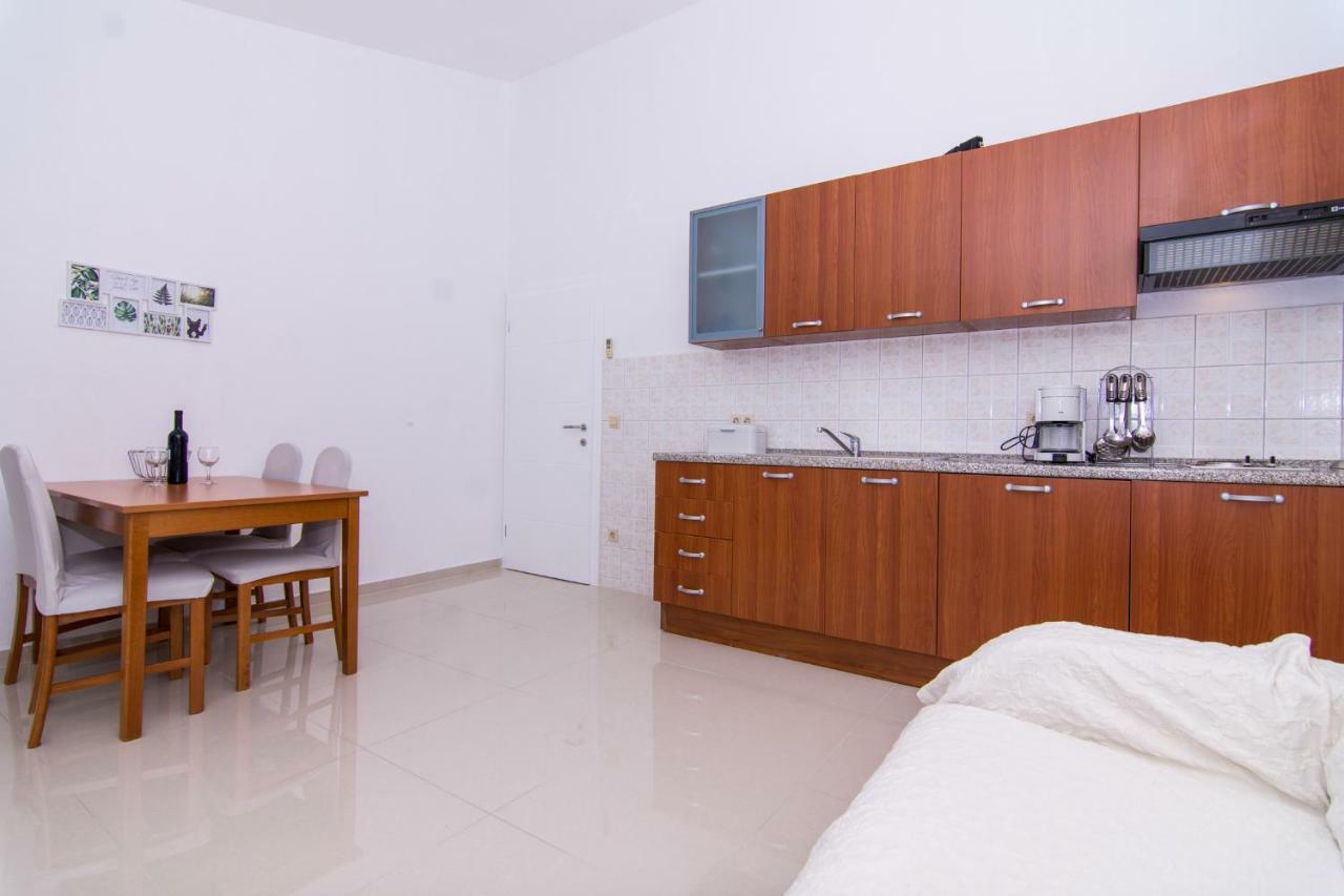 Apartmani Juric Trogir Exterior photo