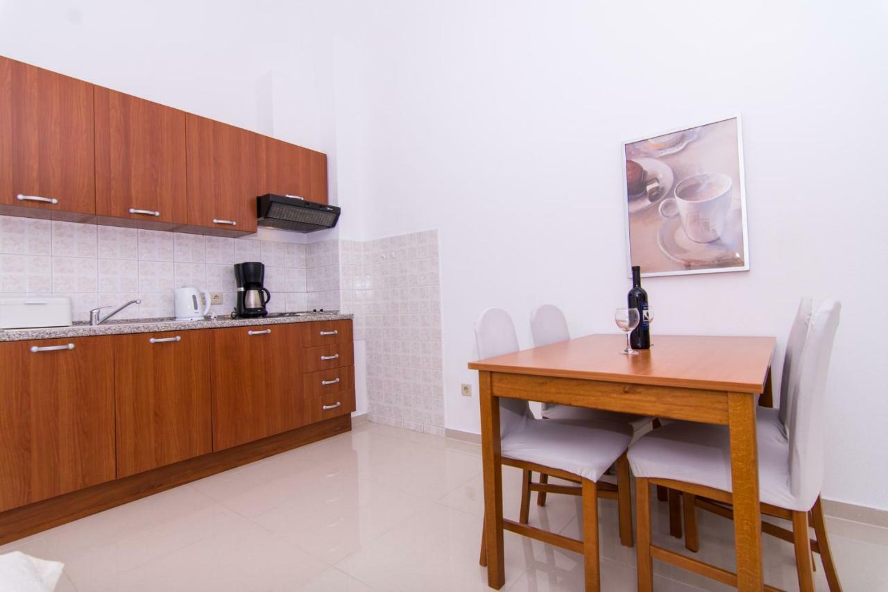 Apartmani Juric Trogir Exterior photo