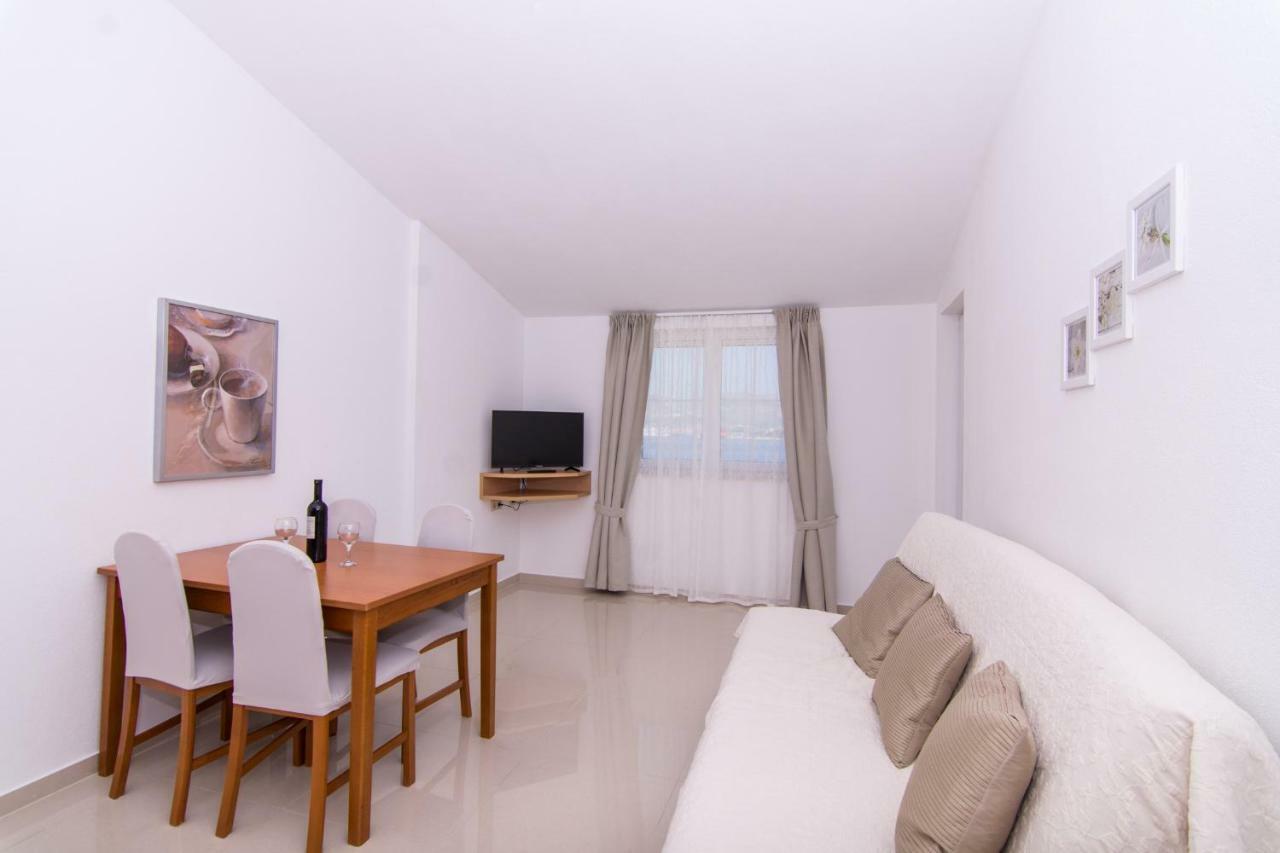 Apartmani Juric Trogir Exterior photo