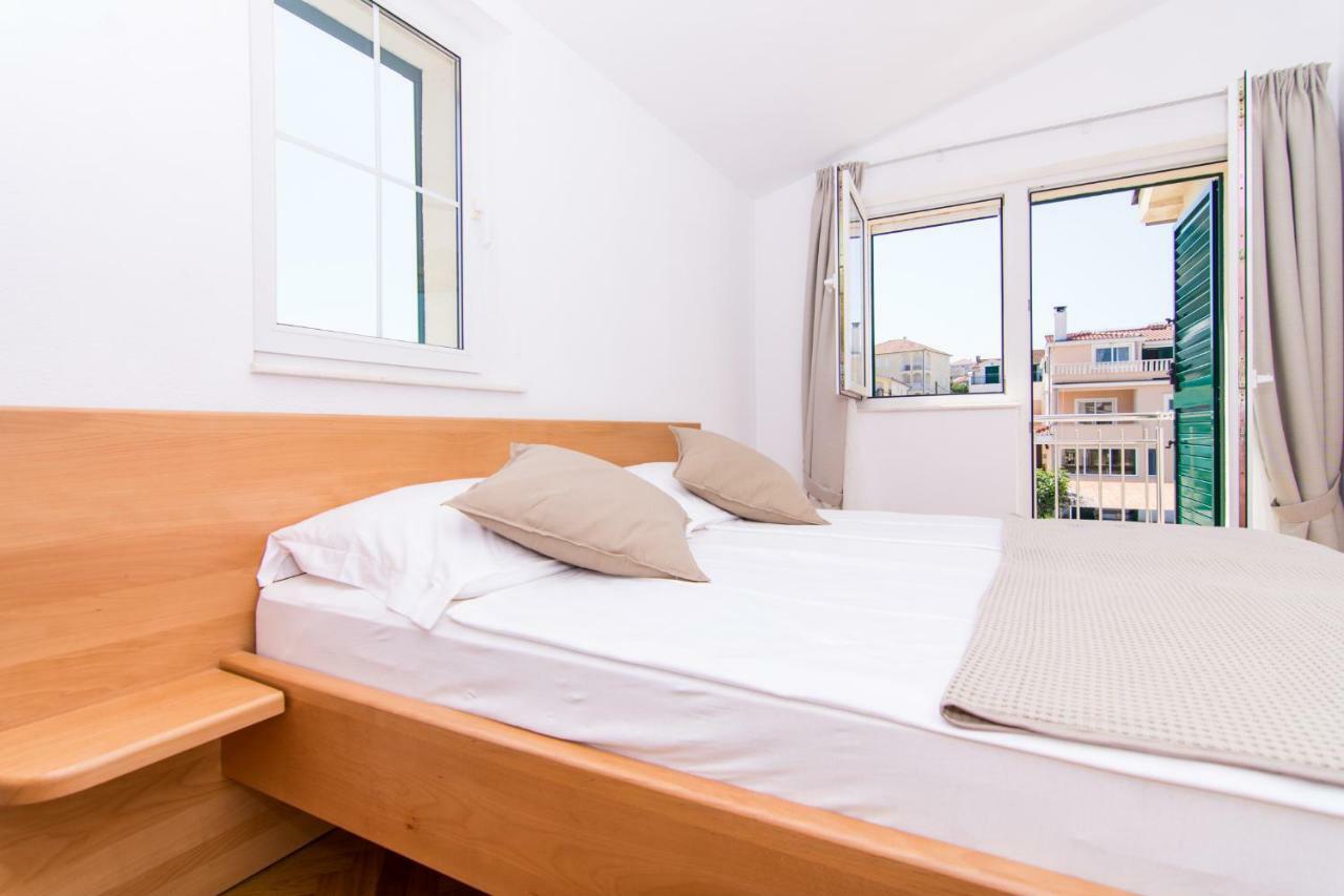 Apartmani Juric Trogir Exterior photo