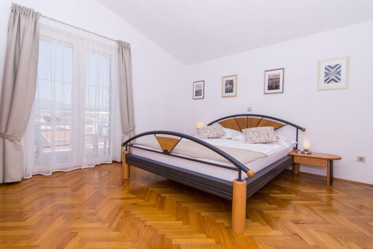 Apartmani Juric Trogir Exterior photo