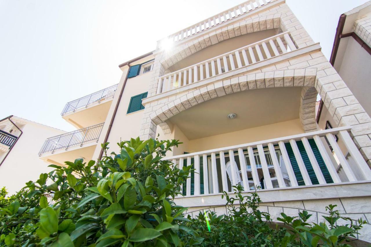 Apartmani Juric Trogir Exterior photo
