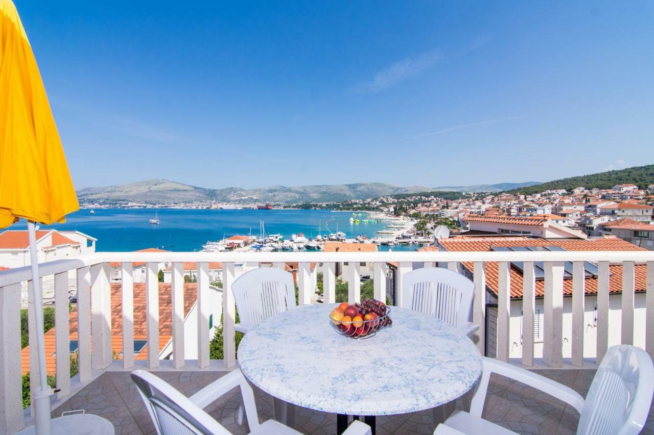 Apartmani Juric Trogir Exterior photo
