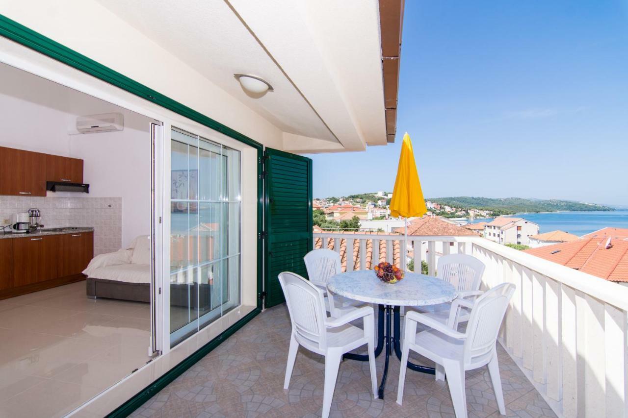 Apartmani Juric Trogir Exterior photo